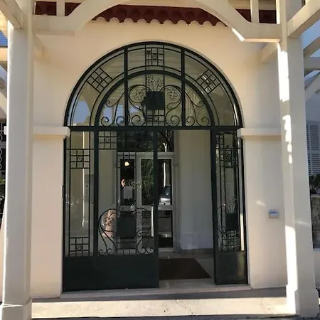 Studio Au Palais De Provence Lejlighed *